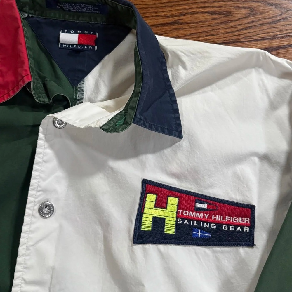 Vintage Tommy Hilfiger Sailing Gear Colorful Button Down Shirt (Size M) - Picture 3 of 3